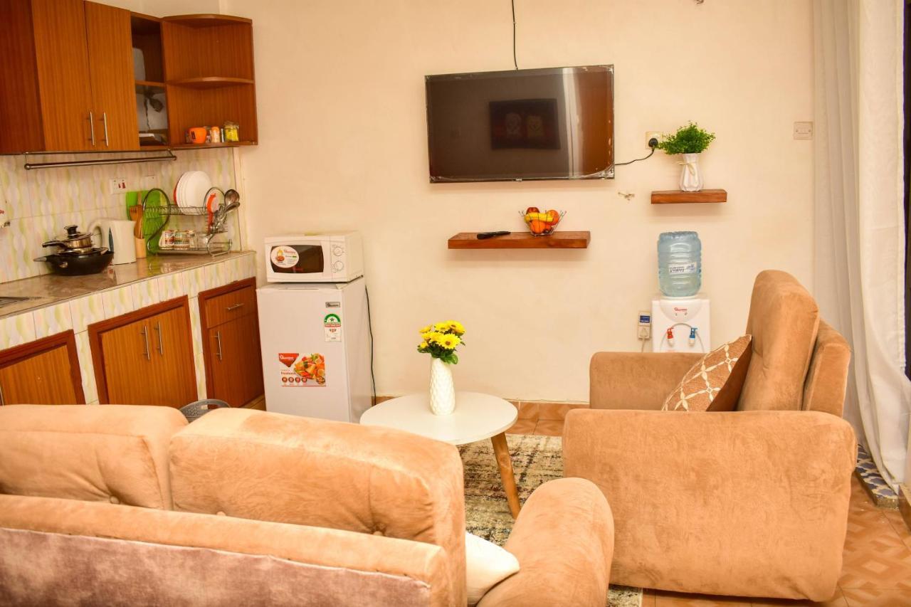 Unique, Compact Studio Apartment Kisumu Exterior foto